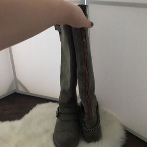 Steve Madden olive tall boots (WORN ONCE)